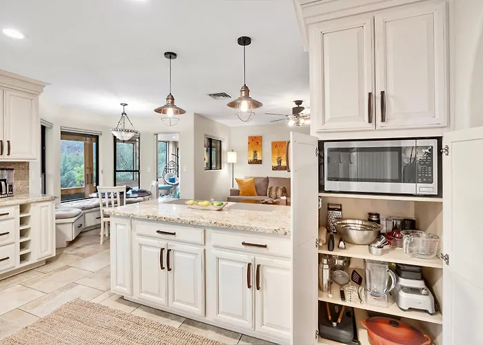 Sedona's Paradise Found, Saltwater Pool And Hot Tub, Private Oasis!