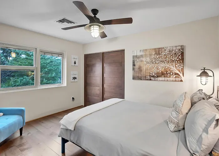 Sedona's Paradise Found, Saltwater Pool And Hot Tub, Private Oasis! Holiday home *