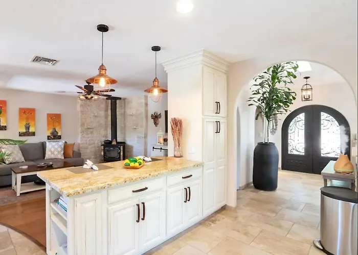 Holiday home Sedona's Paradise Found, Saltwater Pool And Hot Tub, Private Oasis! *