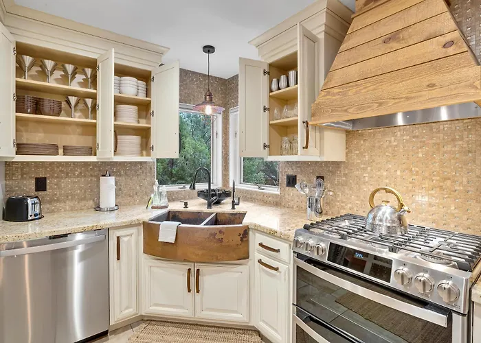 Holiday home Sedona's Paradise Found, Saltwater Pool And Hot Tub, Private Oasis! *