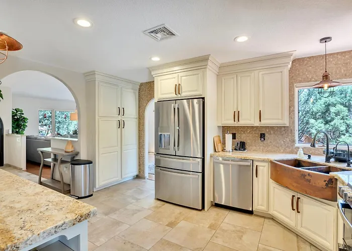 Holiday home Sedona's Paradise Found, Saltwater Pool And Hot Tub, Private Oasis! *
